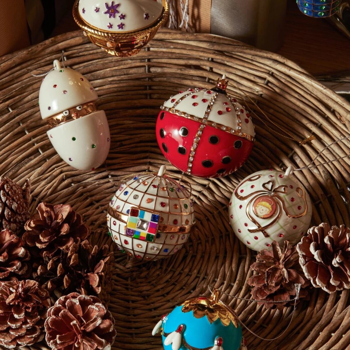 ALESSI Decorazione natalizia "Bianca, la balena buona" - immagine 3