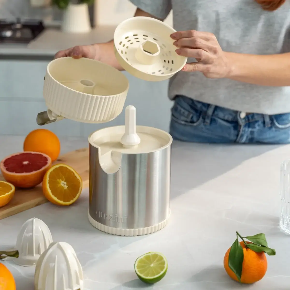 Guzzini Spremiagrumi elettrico collezione Sous Chef colore Cream - immagine 5