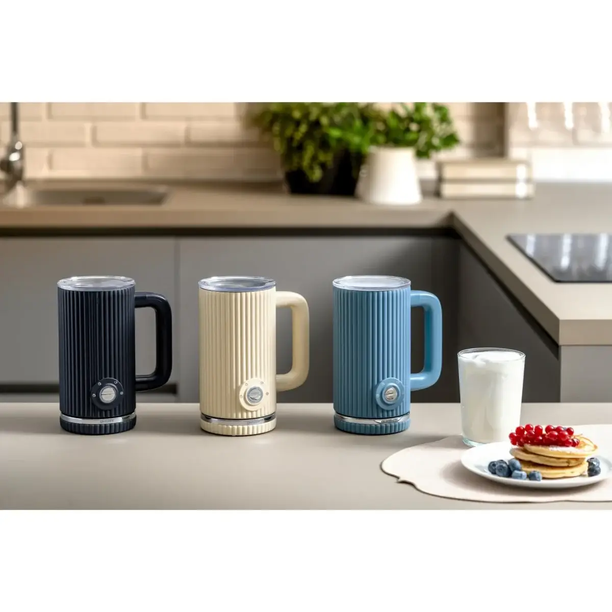 Guzzini Montalatte elettrico cordless Sous Chef colore Coal grey - immagine 4