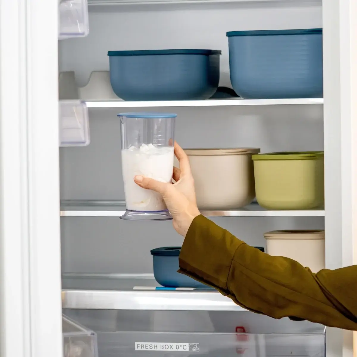 Guzzini Frullatore a immersione con bicchiere graduato con coperchio Sous Chef colore Navy blue - immagine 5